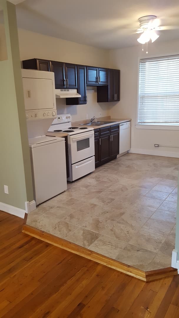 lees summit Apartment: P.O.Box 6693  Lee Summit ,Missouri 64064