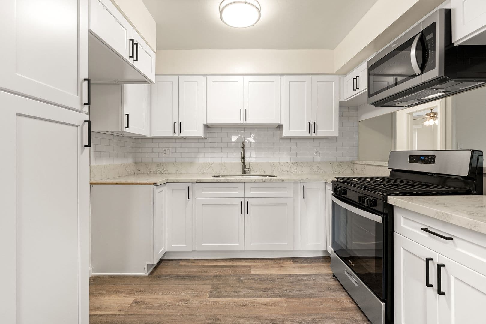 Downey Apartment: 7845 Stewart & Gray Rd.