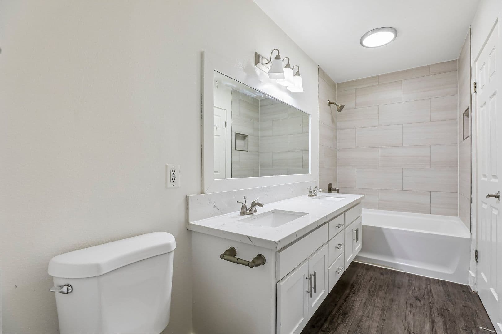West Covina Apartment: 2900 E. Virginia Ave.