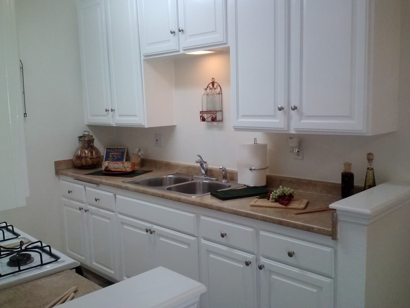 Long Beach Apartment: 4530-4550 Montair Ave. / 5424 Arbor Rd.