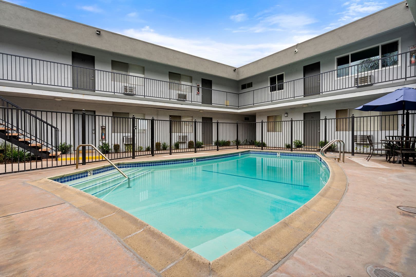 Downey Apartment: 7845 Stewart & Gray Rd.