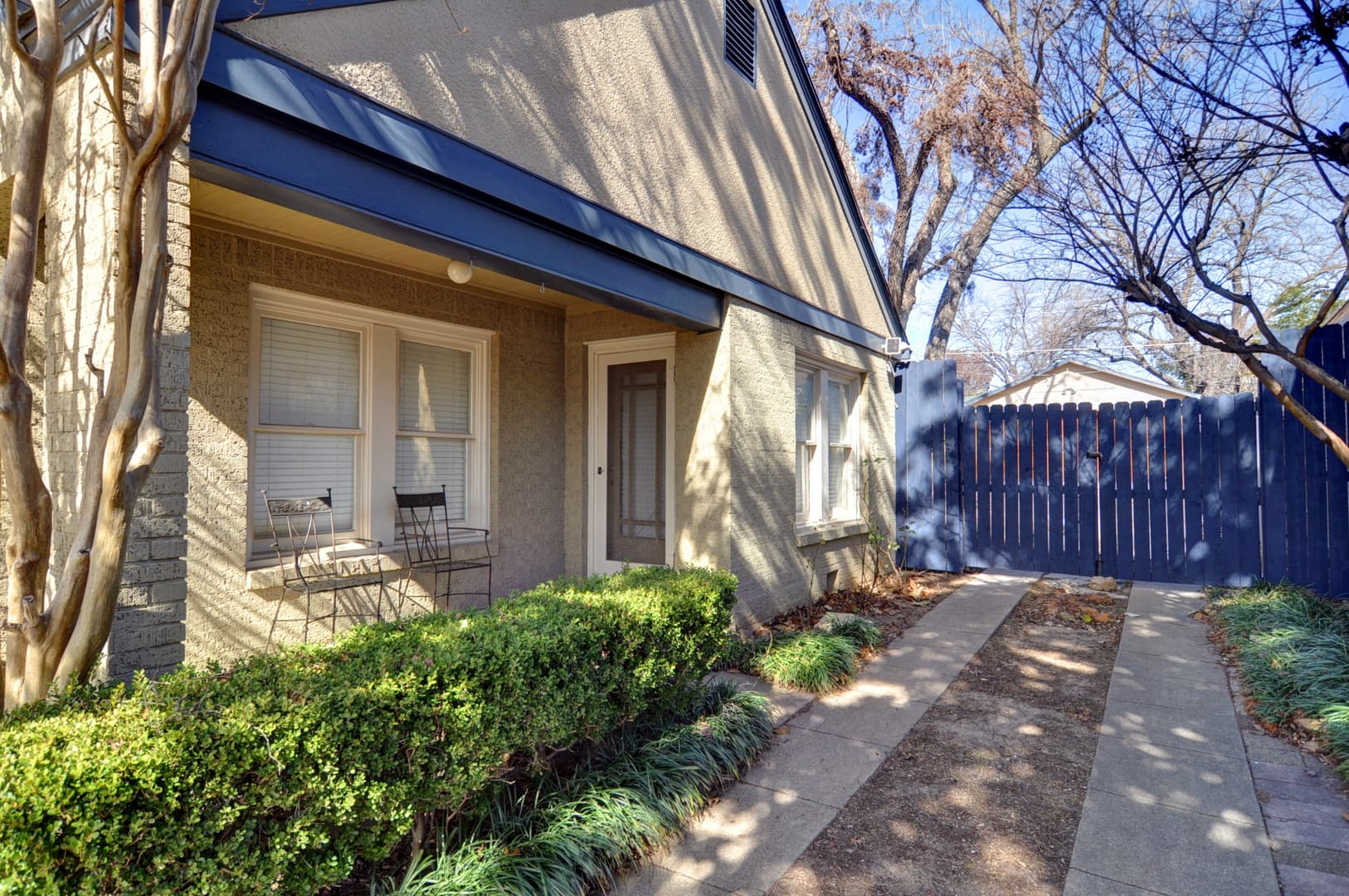 Fort Worth House: 4128 Pershing Ave