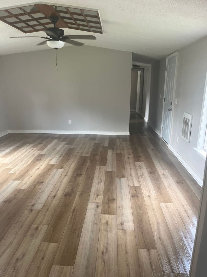 Talladega Apartment: 611 Broadway Avenue