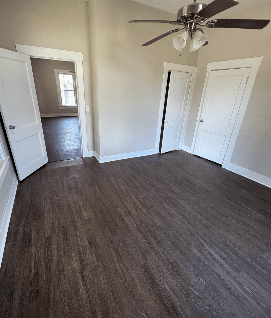 Tuscumbia House: 309 East 2nd Sreet