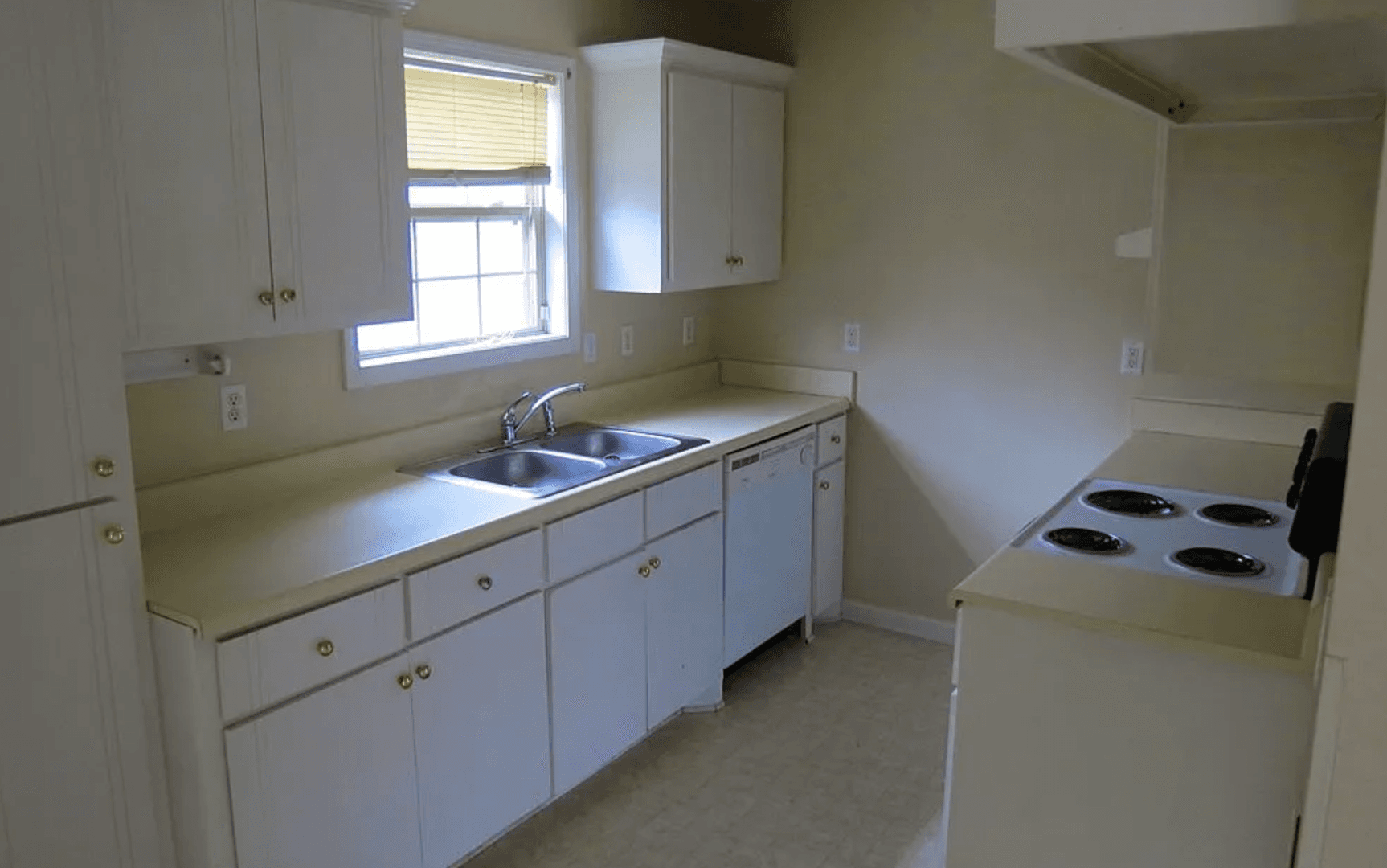 Killen Apartment: 120 Alabama Street