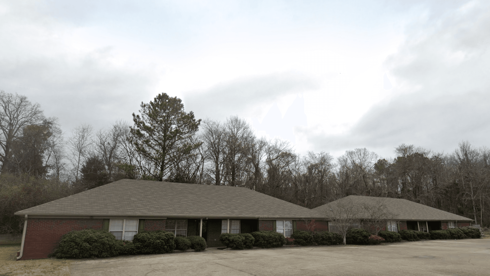 Killen Apartment: 120 Alabama Street
