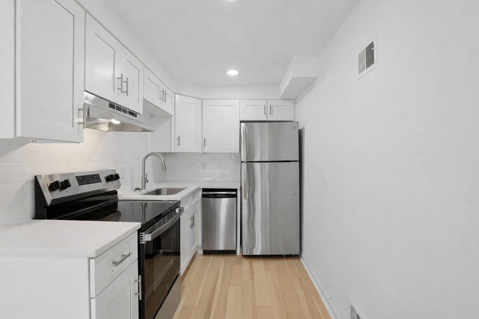 Pittsburgh Apartment: 3001 Marshall Road