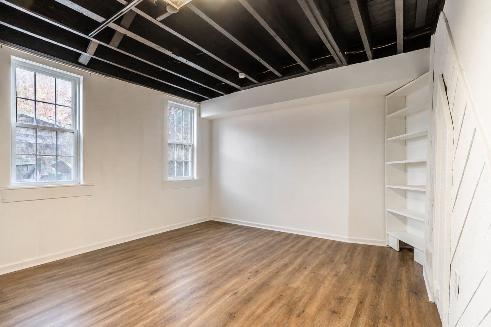 Pittsburgh Apartment: 4415 Garwood Way