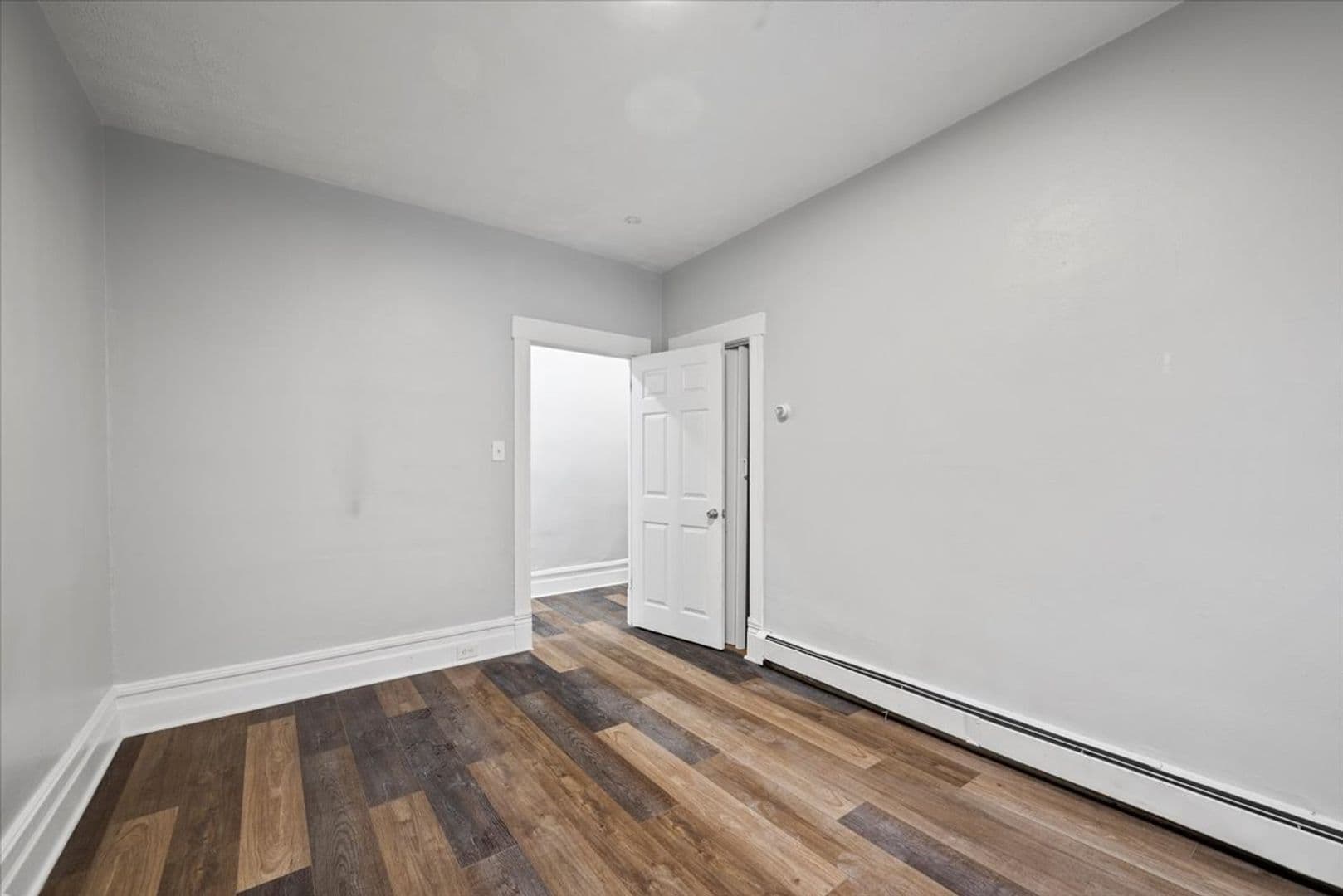 Pittsburgh Apartment: 328 South Mathilda Street