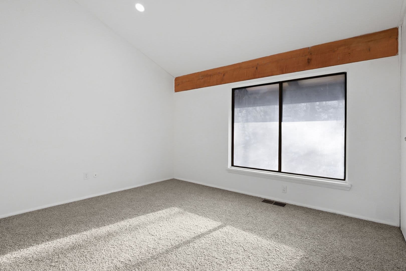 Pittsburgh Apartment: 3001 Marshall Road
