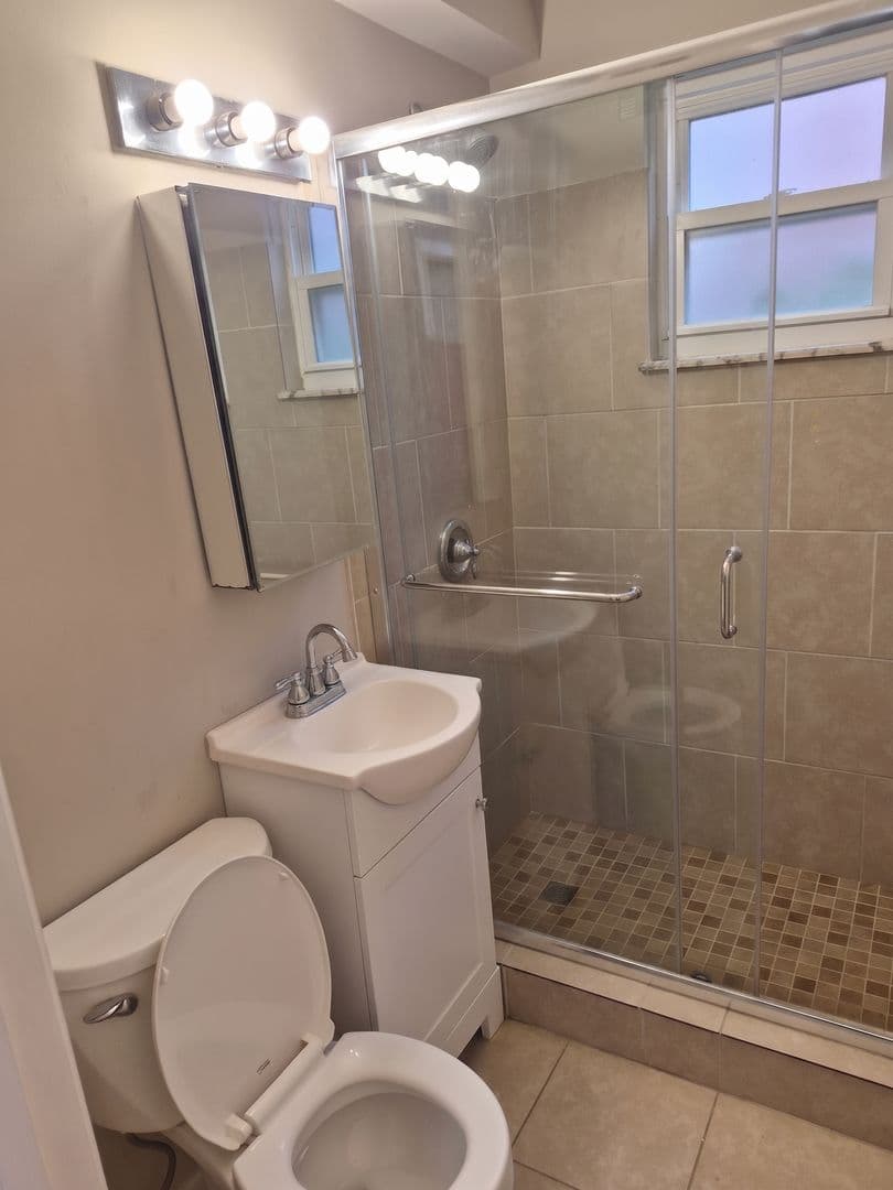 Columbus Apartment: 1770-1776 N Star Ave