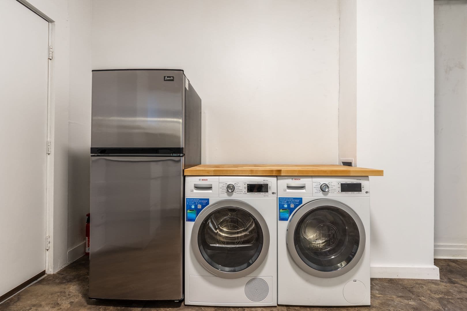 Pittsburgh Apartment: 519 North Euclid Avenue