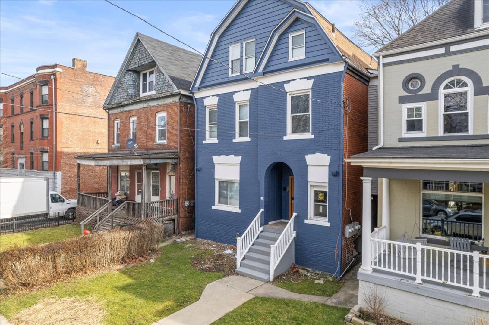 Pittsburgh Apartment: 612 North Saint Clair Street
