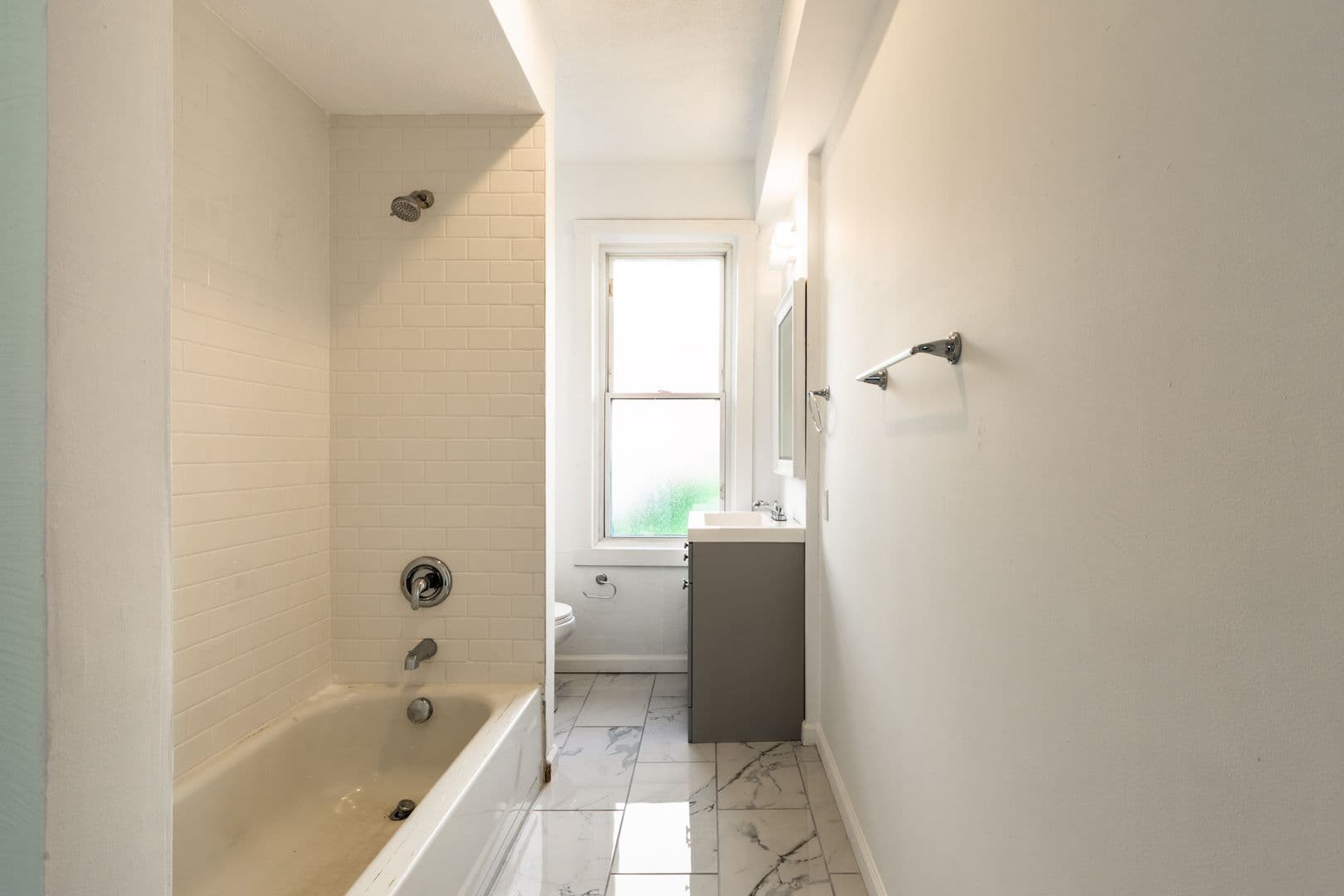 Pittsburgh Apartment: 4415 Garwood Way