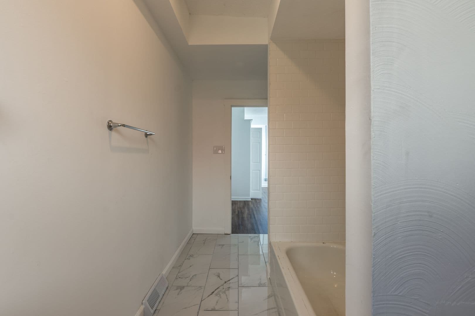 Pittsburgh Apartment: 4415 Garwood Way