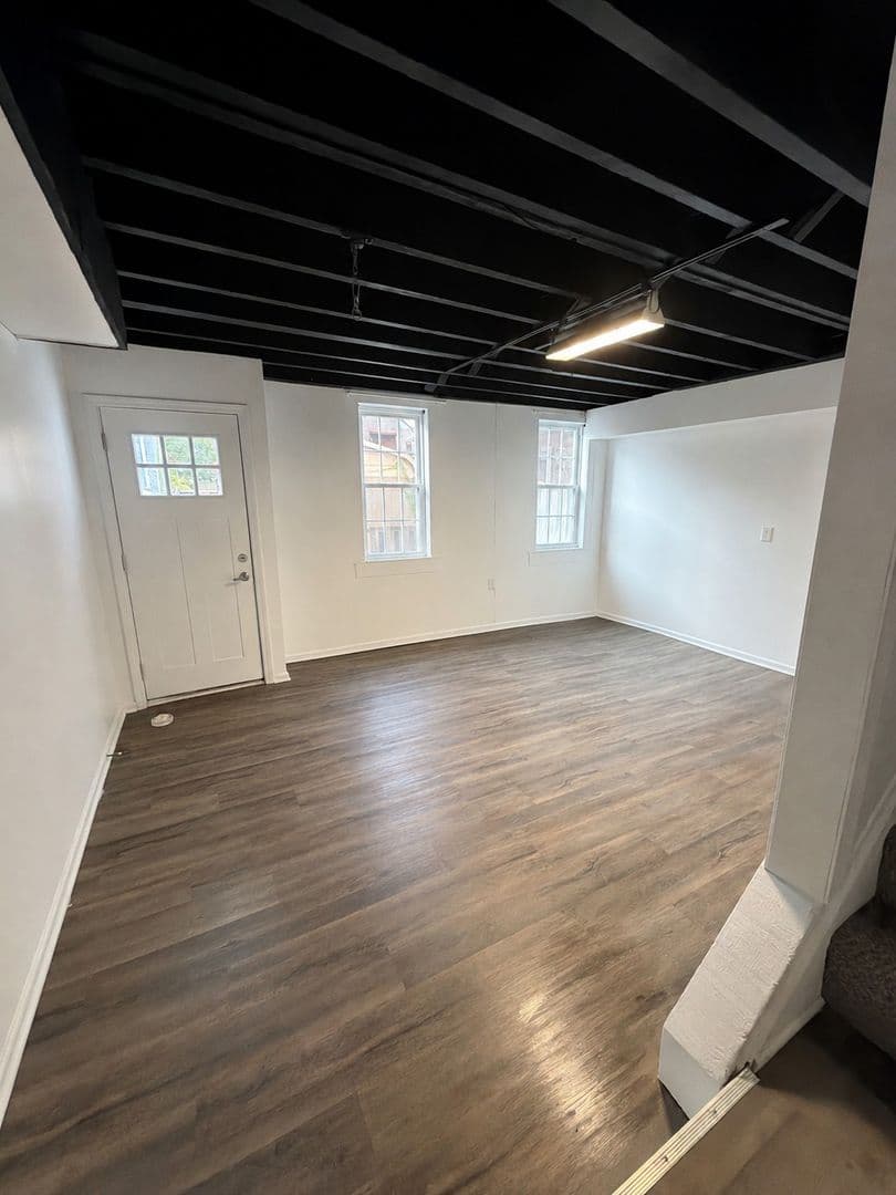 Pittsburgh Apartment: 4415 Garwood Way