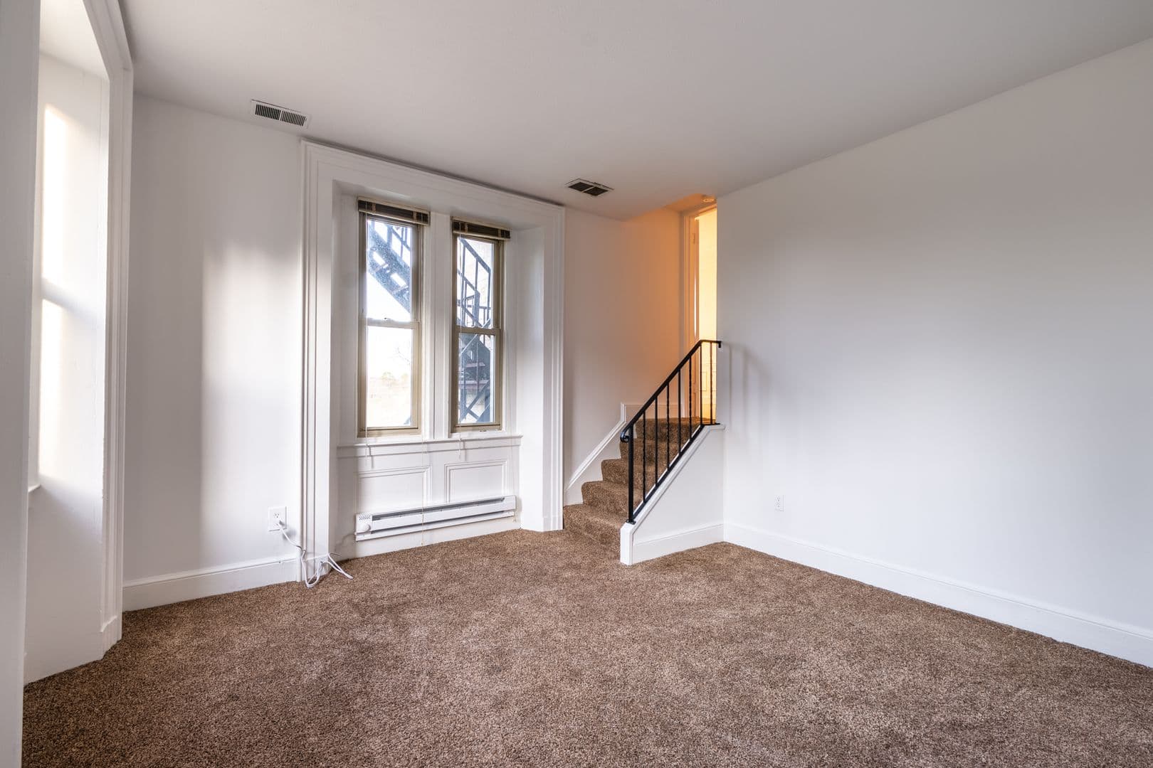 Pittsburgh Apartment: 1516 Warren Street