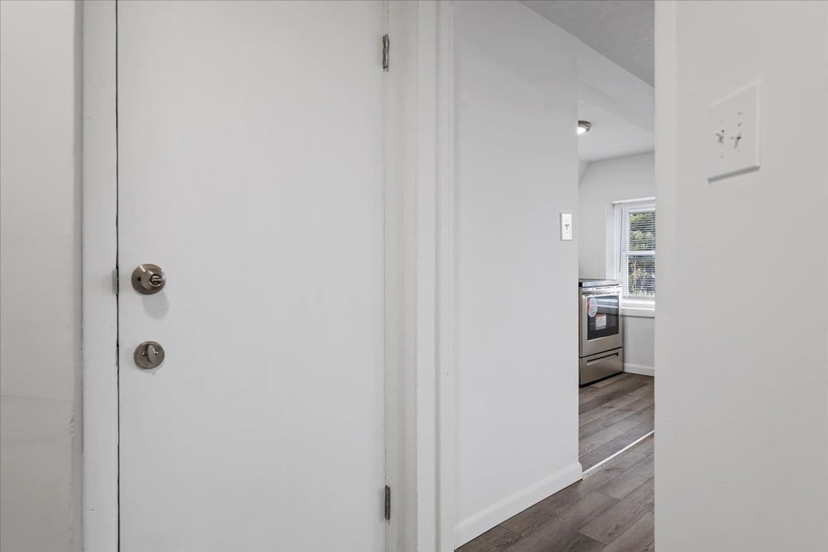 Pittsburgh Apartment: 612 North Saint Clair Street