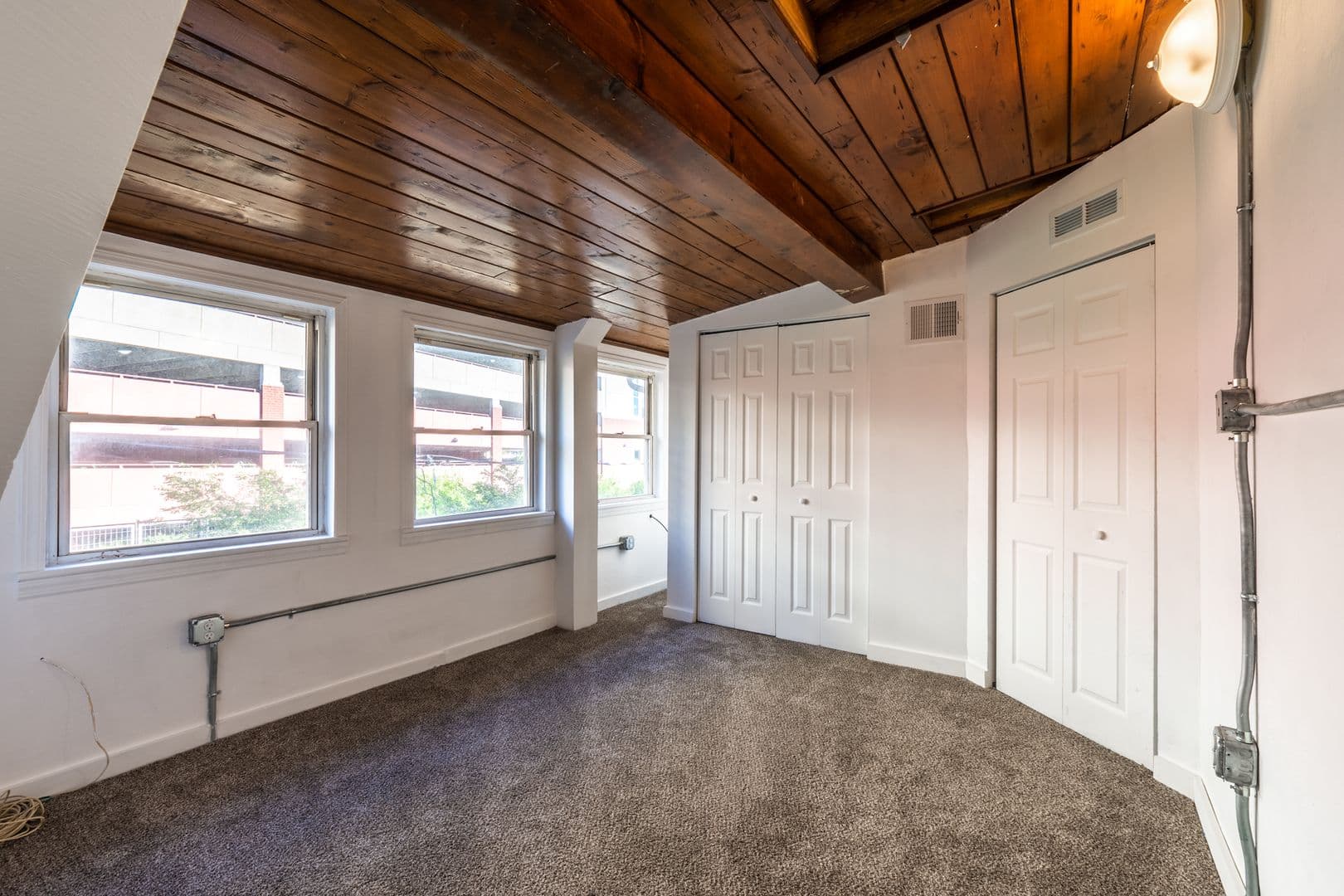 Pittsburgh Apartment: 4415 Garwood Way