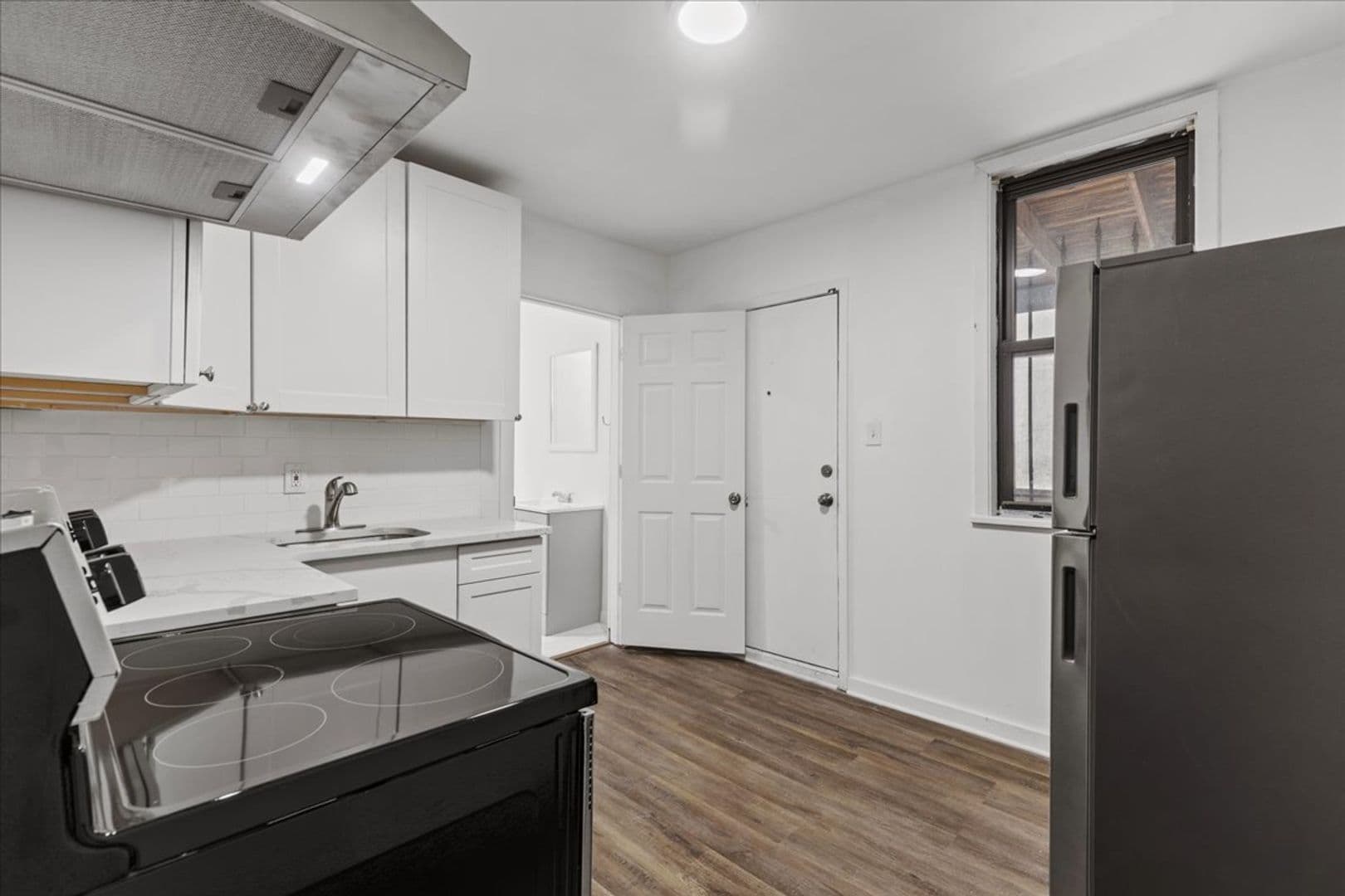 Pittsburgh Apartment: 328 South Mathilda Street