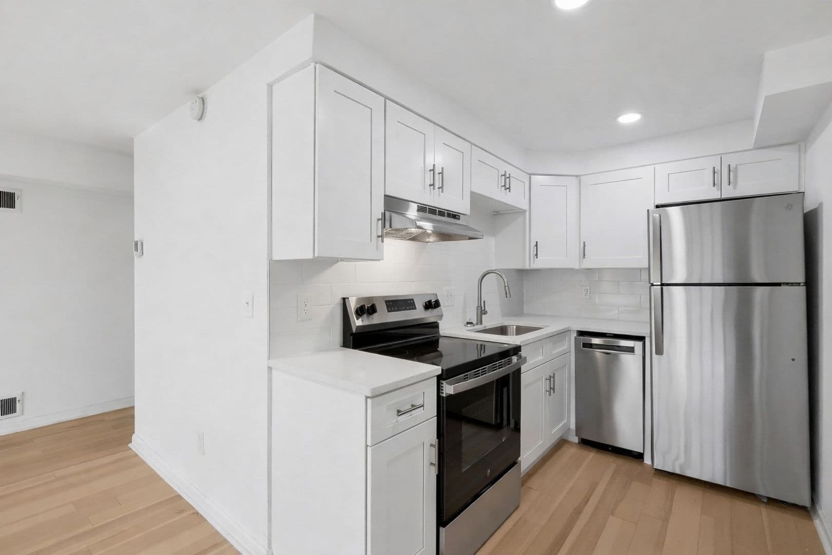 Pittsburgh Apartment: 3001 Marshall Road