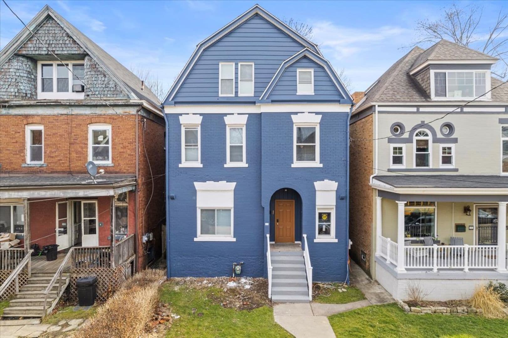 Pittsburgh Apartment: 612 North Saint Clair Street