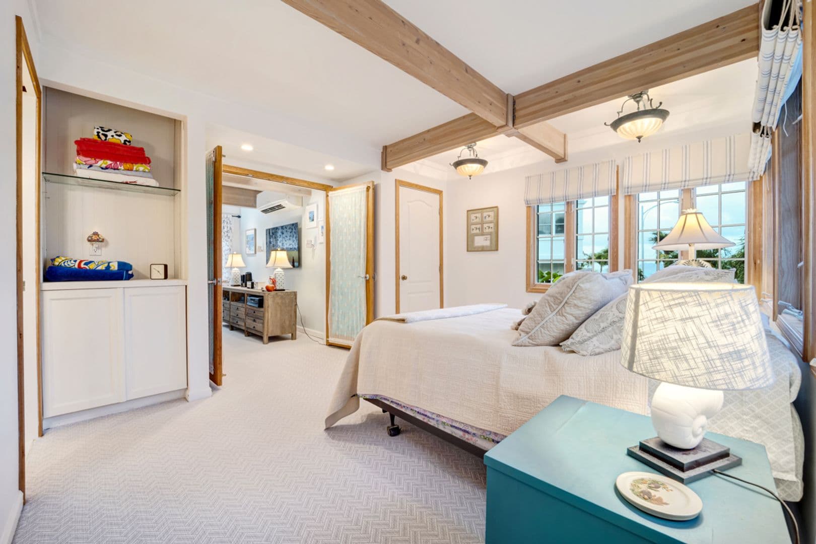 Kailua House: 1272 Aupupu Pl