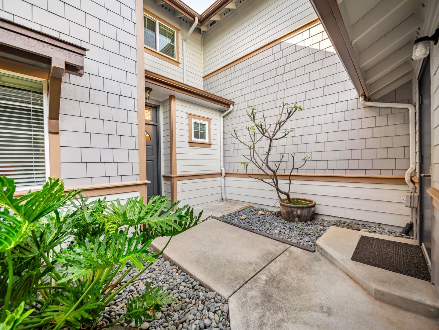 Ewa Beach Townhome: 91-2079 KaiOli St #1103