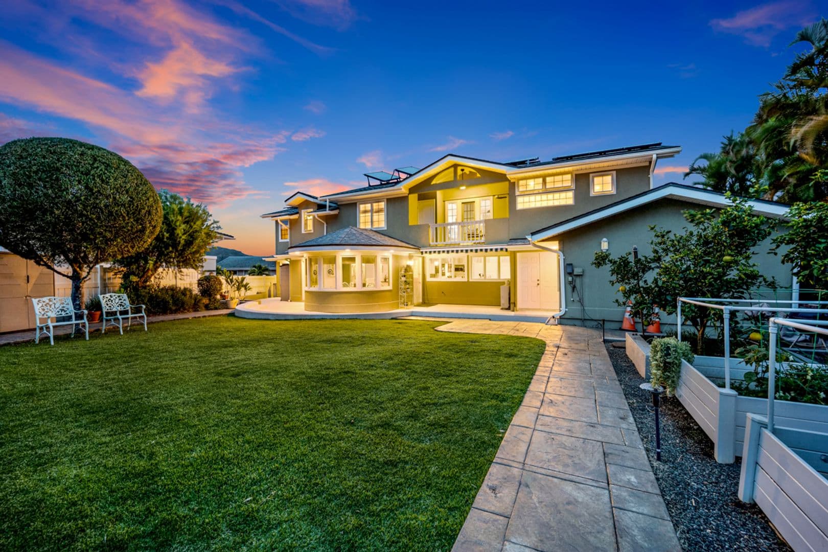Kailua House: 1272 Aupupu Pl