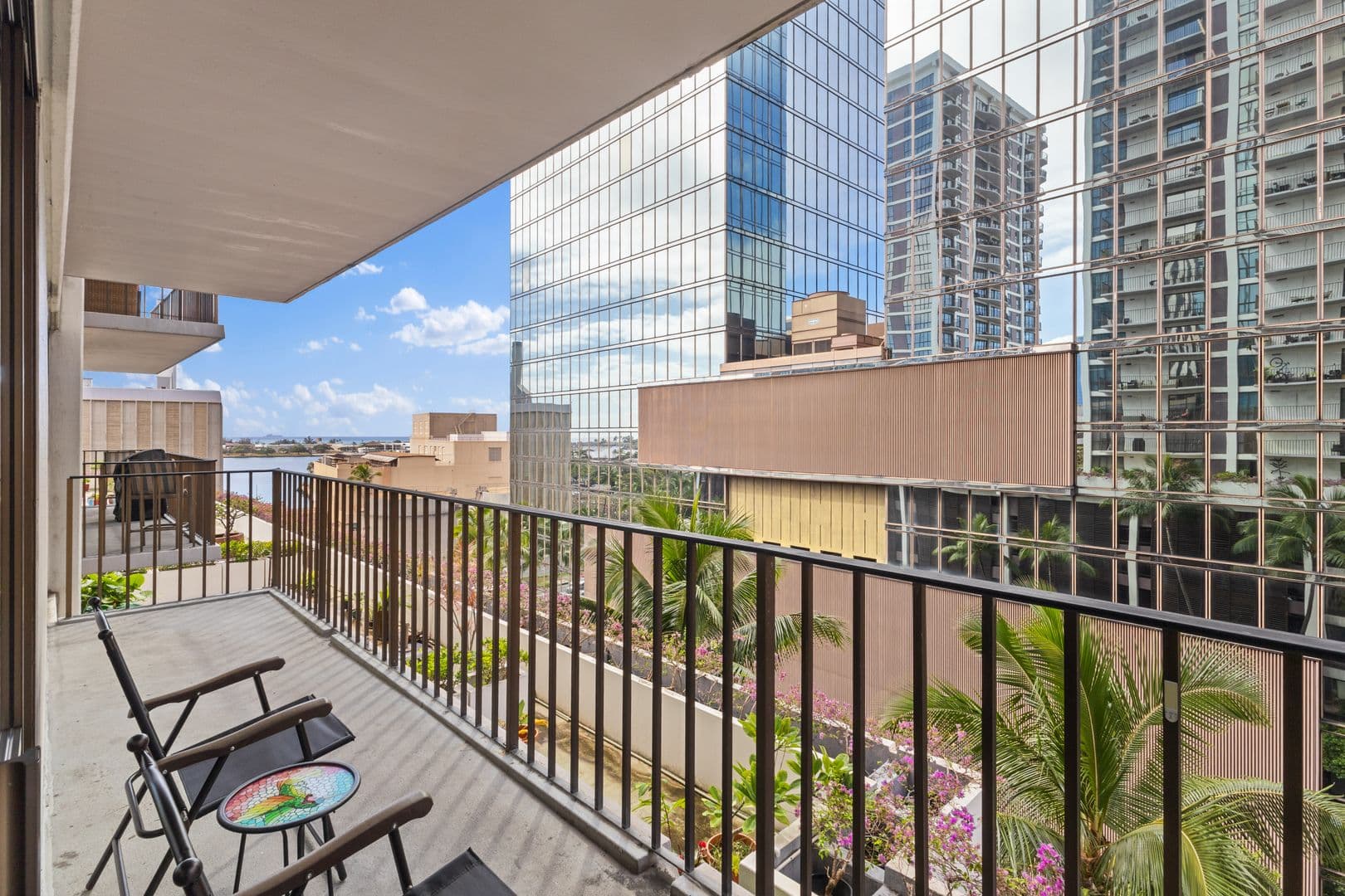 Honolulu Condo: 225 Queen Street