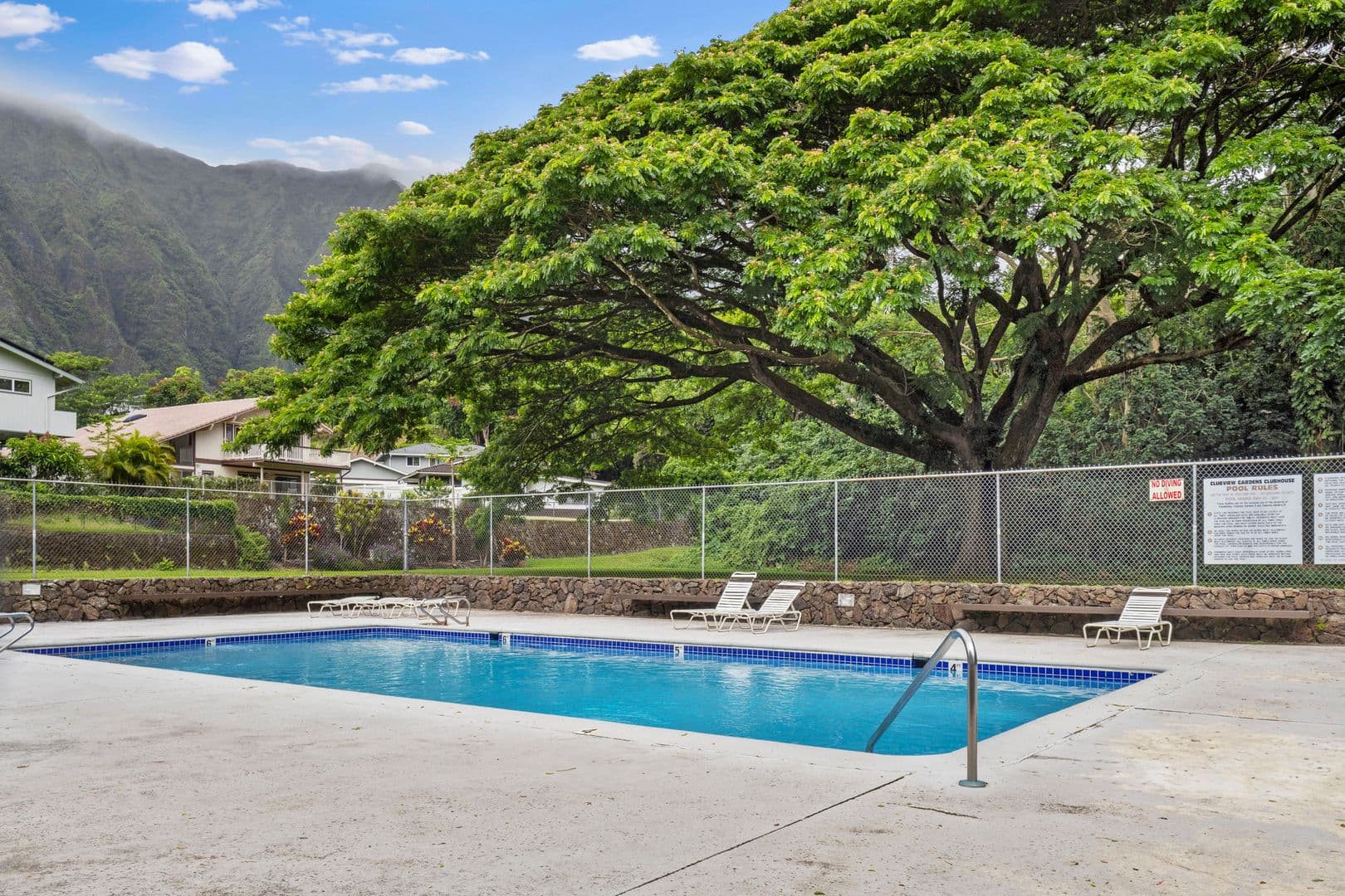 Kaneohe Condo: 47-658 Hui Kelu Street