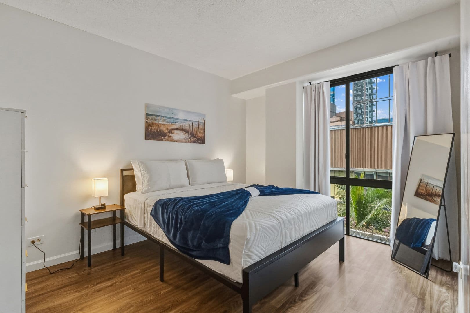 Honolulu Condo: 225 Queen Street