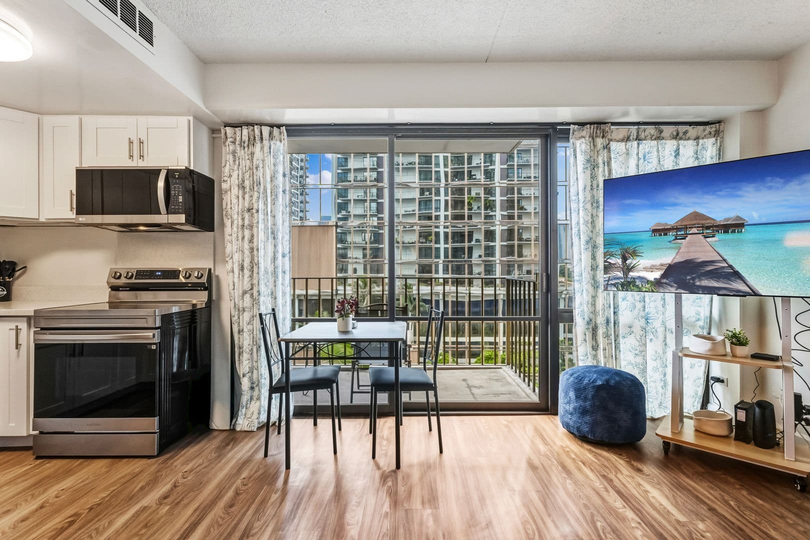 Honolulu Condo: 225 Queen Street
