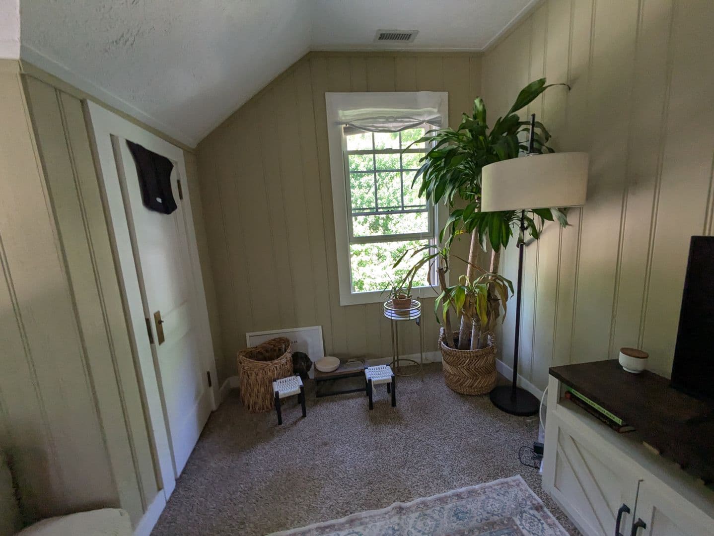 Blowing Rock Apartment: 591 Main Street