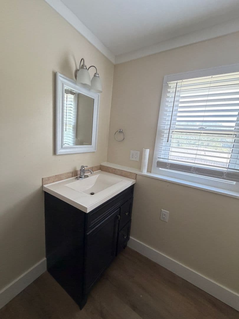 Blowing Rock Apartment: 401 Ransom Street