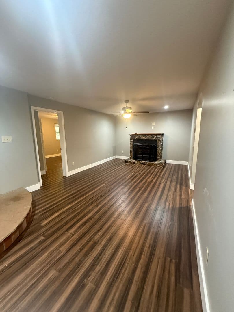 Deep Gap Apartment: 167 Wagon Wheel Lane
