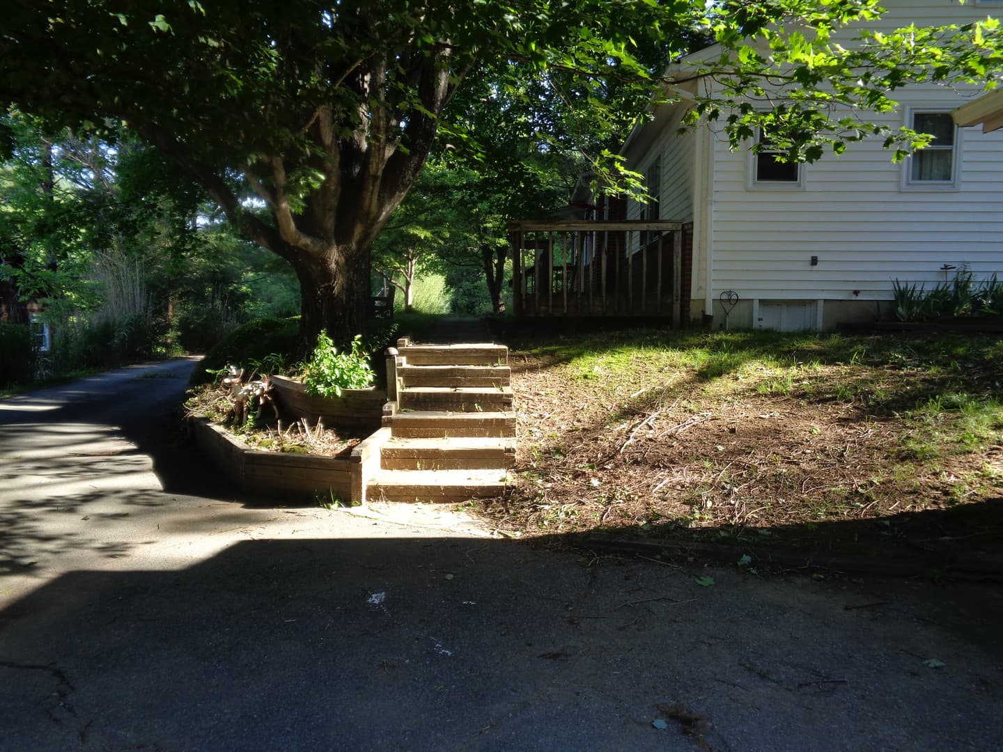 Boone House: 181 Jordan Drive