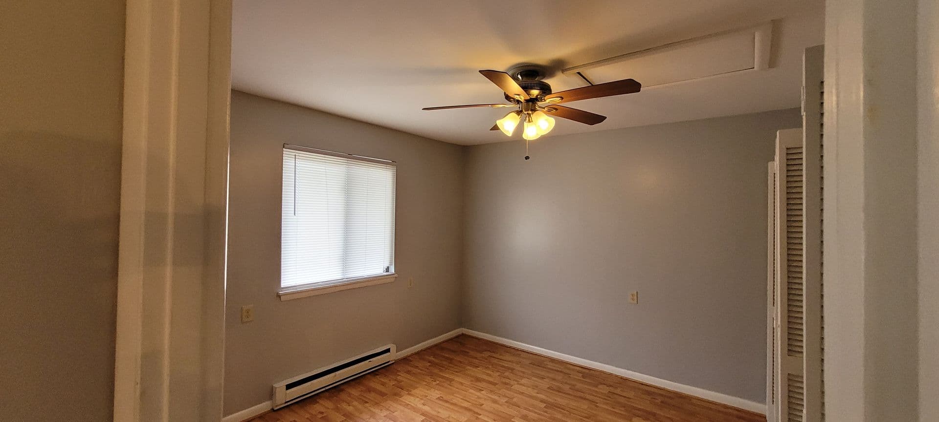 Boone Apartment: 523 Meadowview Drive
