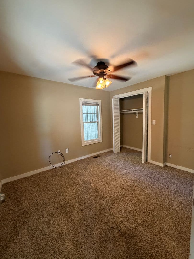 Blowing Rock Apartment: 591 Main Street