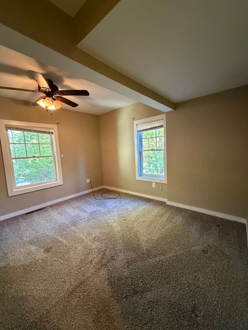 Blowing Rock Apartment: 591 Main Street