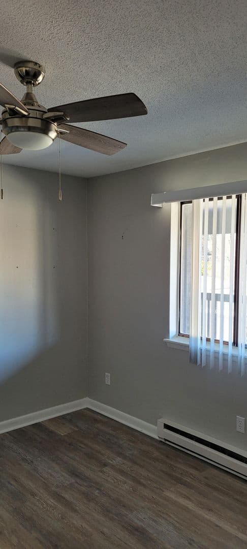 Boone Apartment: 475 Meadowview Drive
