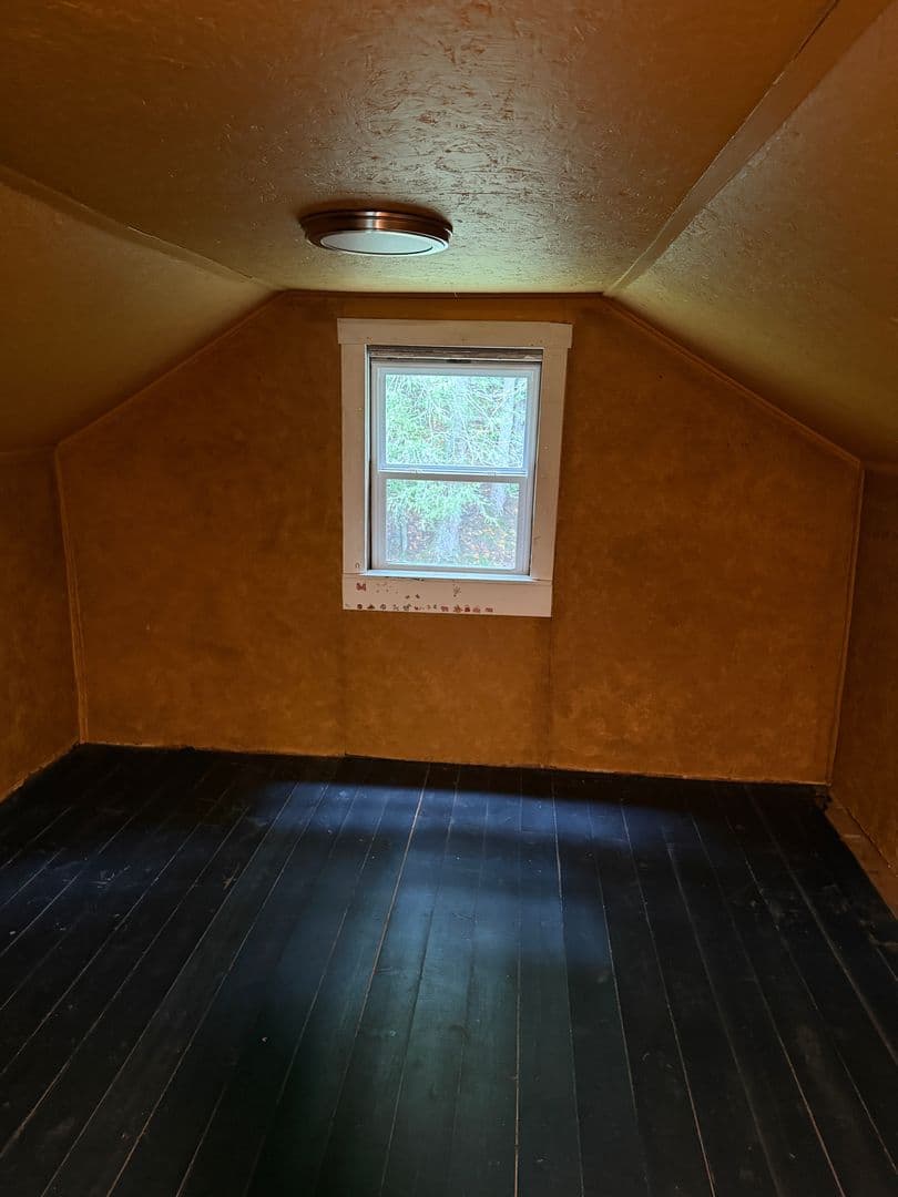 Elk Park House: 150 Smith Street