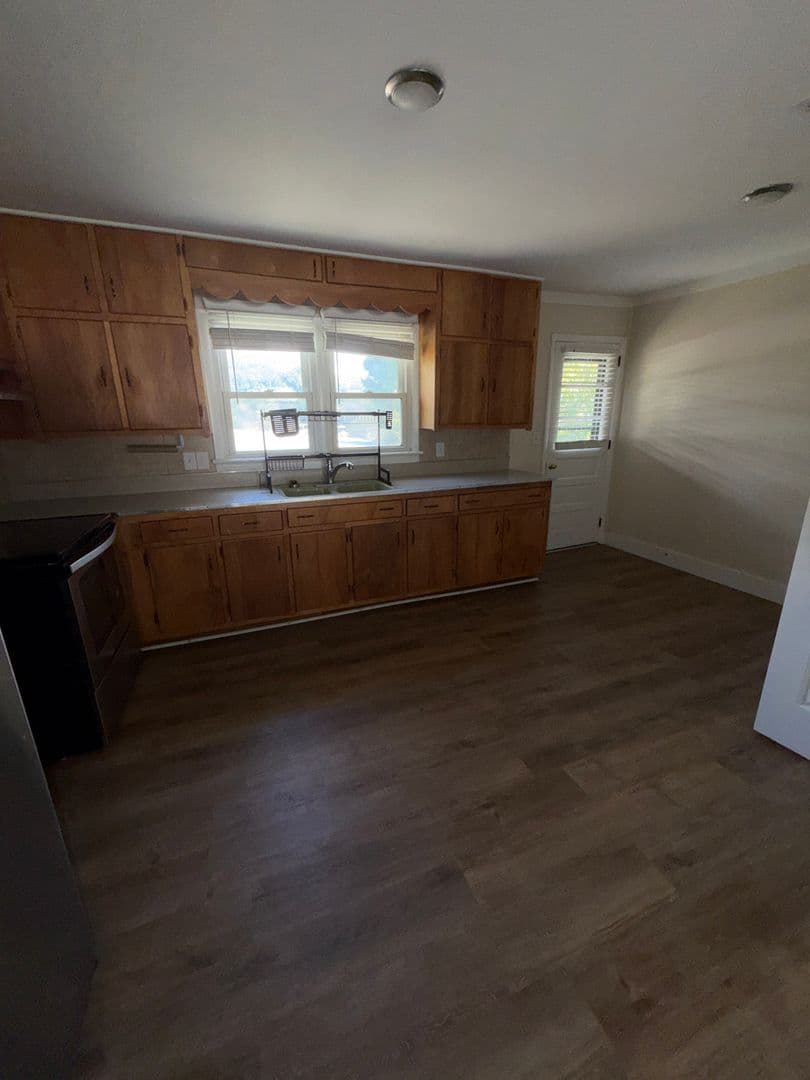 Blowing Rock Apartment: 401 Ransom Street