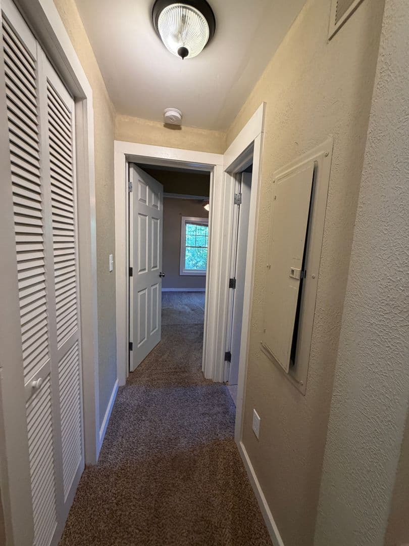 Blowing Rock Apartment: 591 Main Street