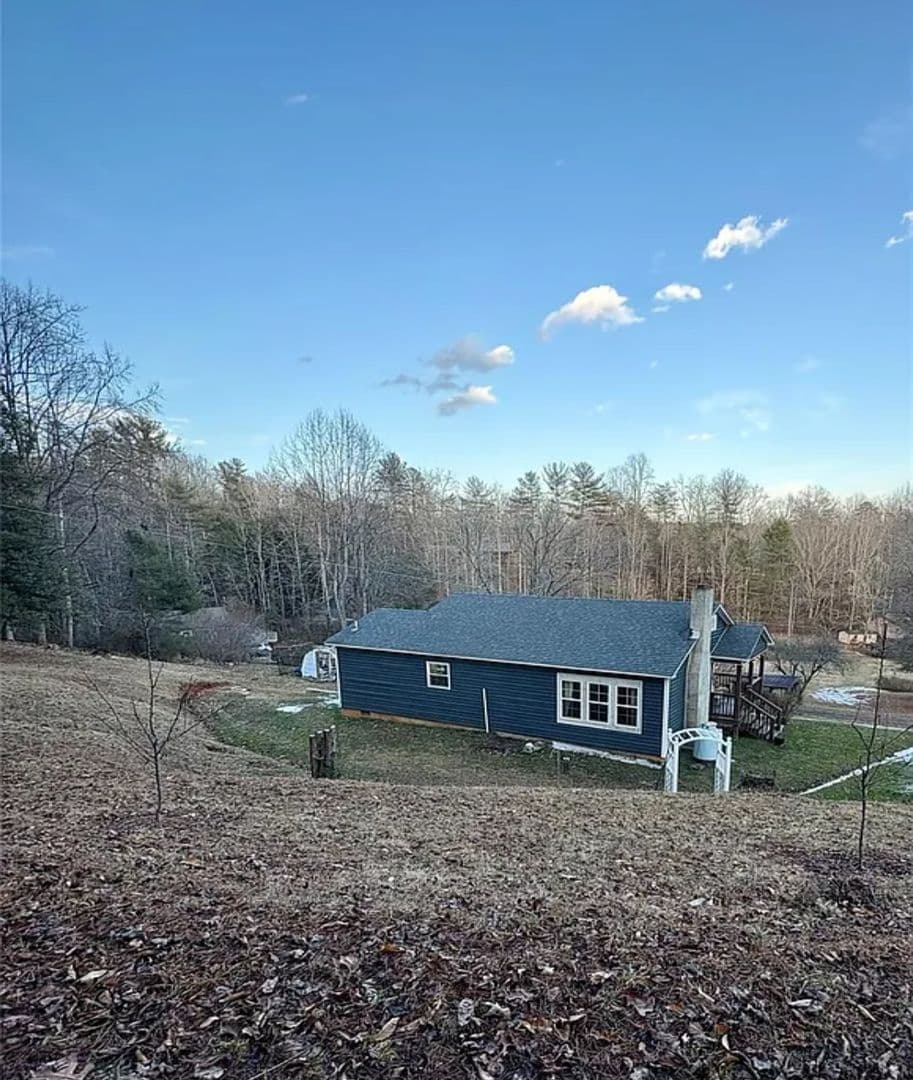 Lenoir House: 2050 Blowing Rock Blvd