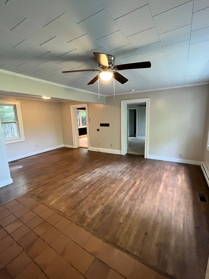 Boone House: 181 Jordan Drive