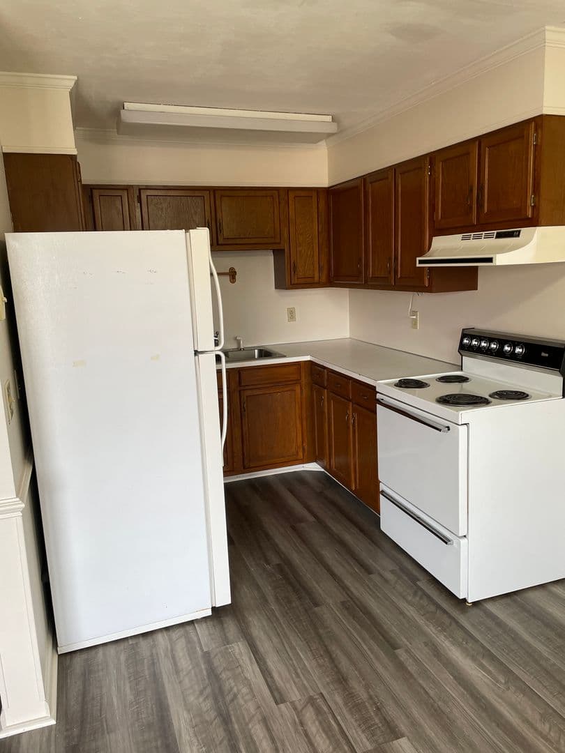 Vilas Apartment: 5015 US Hwy 421 N