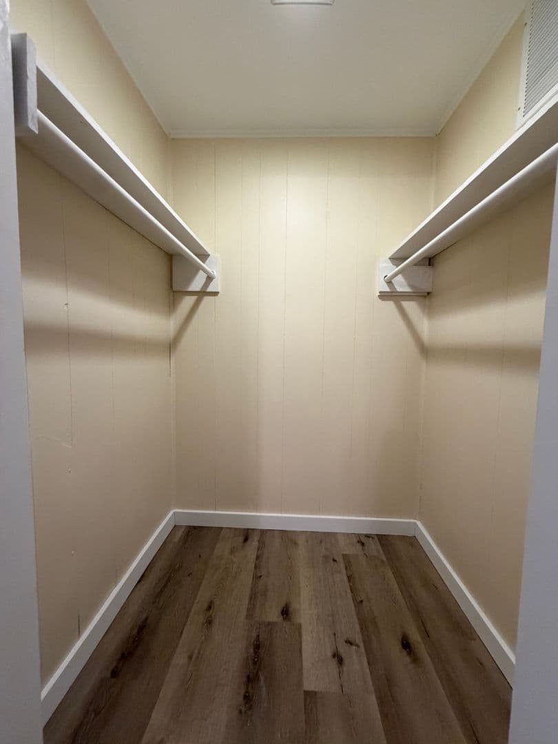 Blowing Rock Apartment: 401 Ransom Street