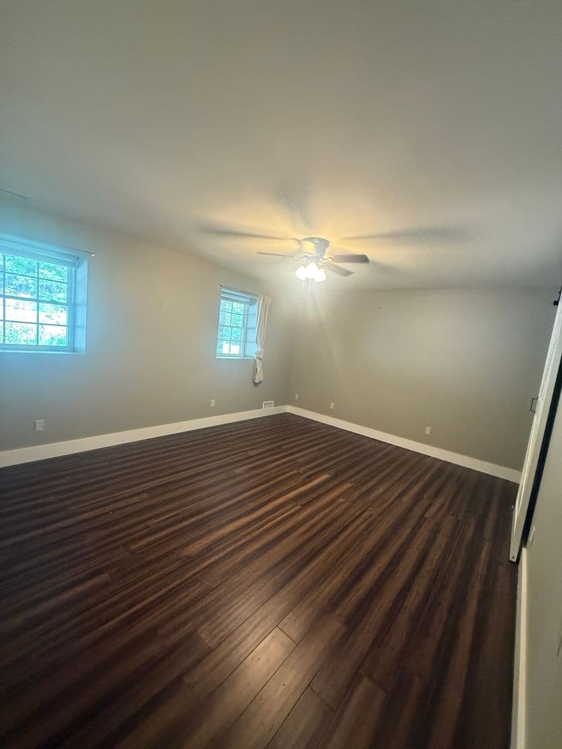 Deep Gap Apartment: 167 Wagon Wheel Lane