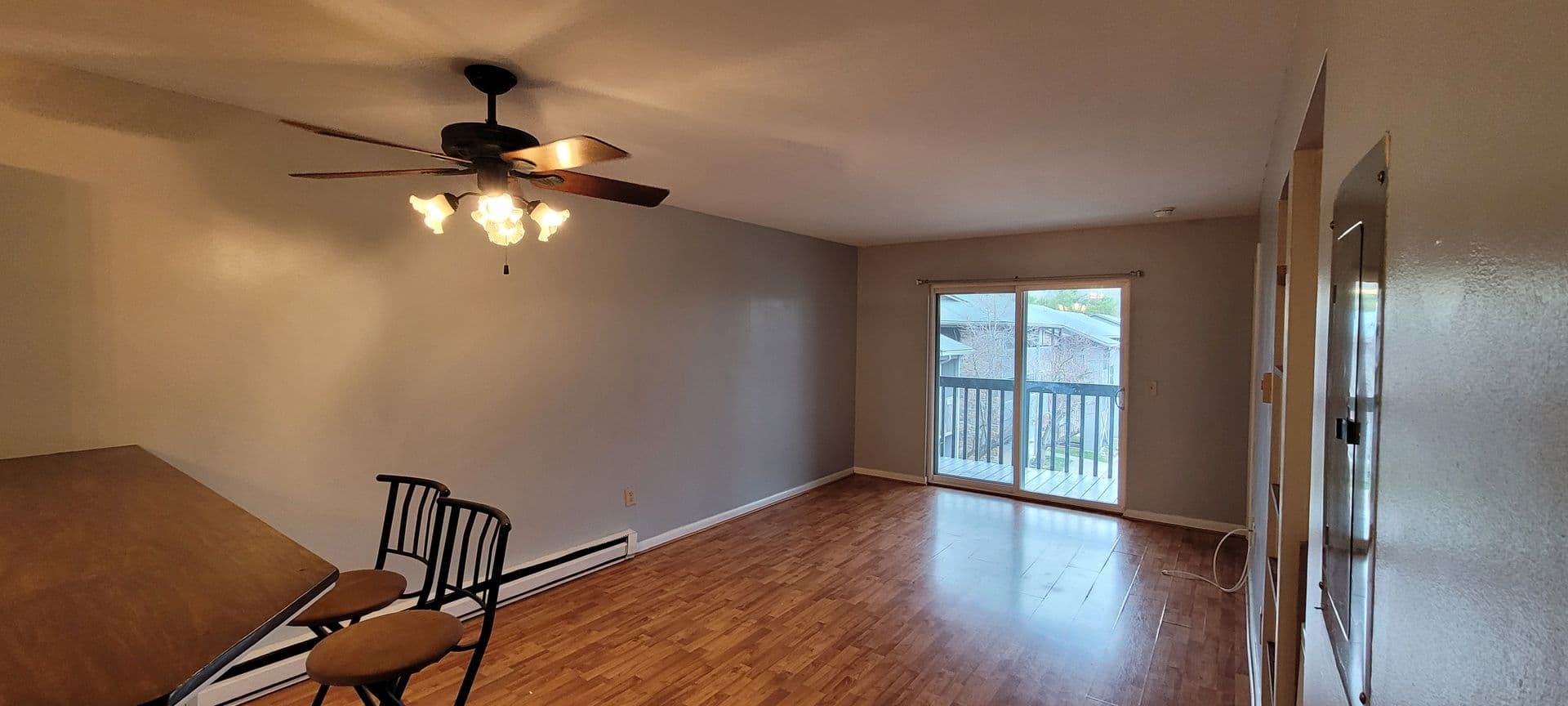 Boone Apartment: 523 Meadowview Drive
